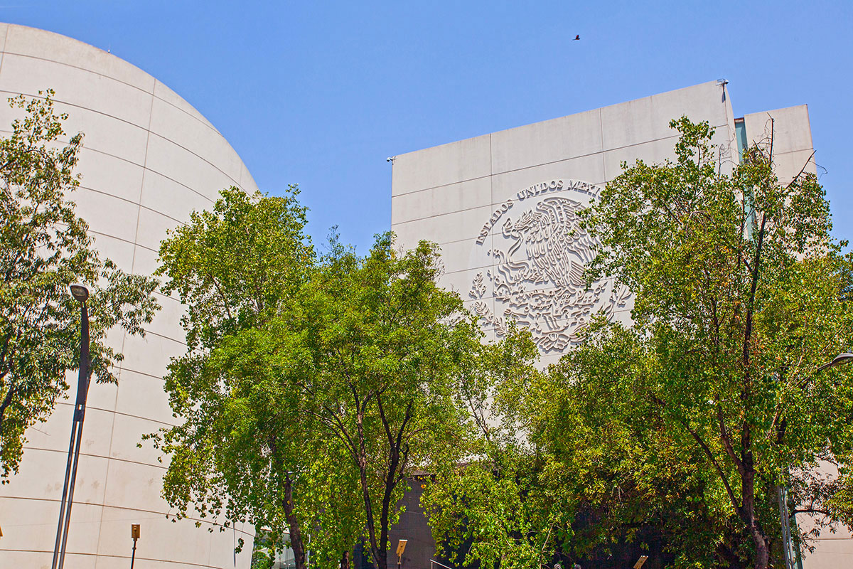 Mexico’s Senate Drafts Landmark AI Law With Prison Time for Misuse